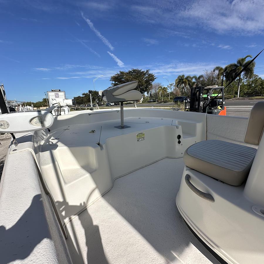 Used 2017 Carolina Skiff 198 DLV