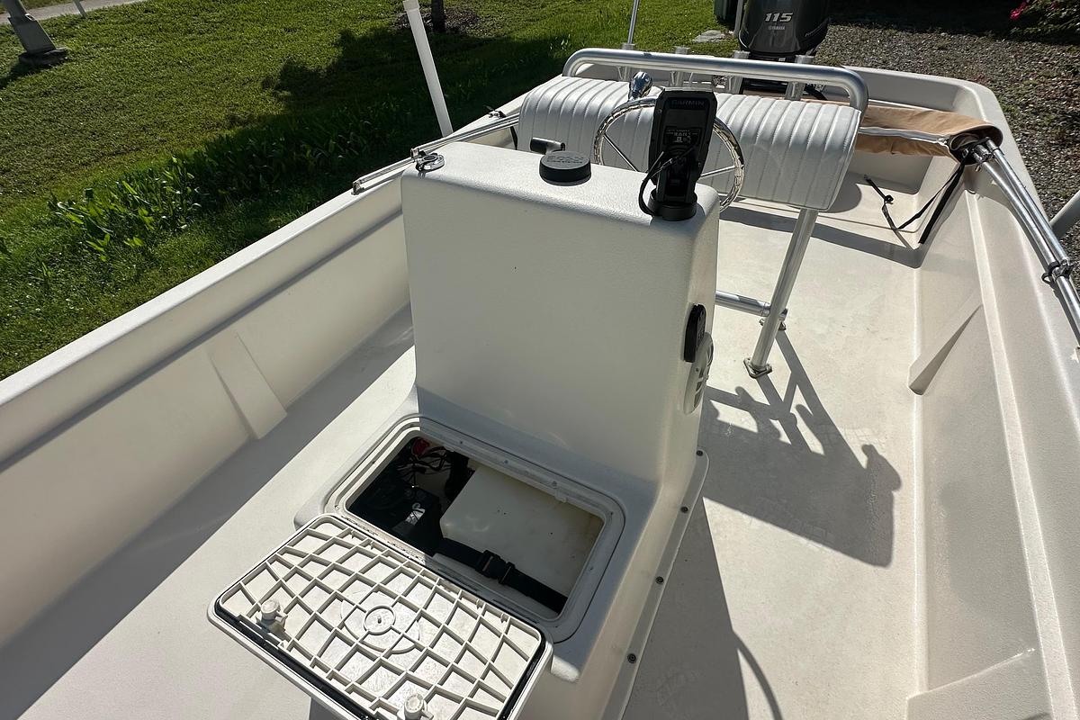 Used 2024 Carolina Skiff E24 DLX CC