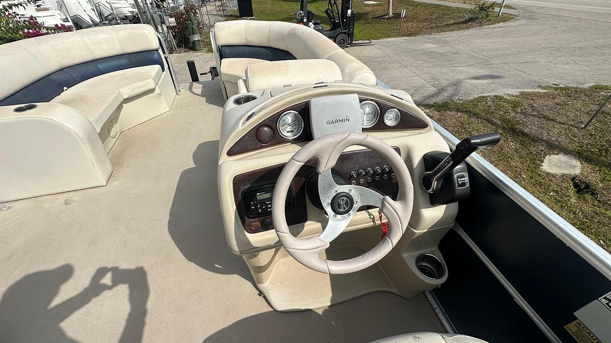 Used 2012 Xcursion X21C