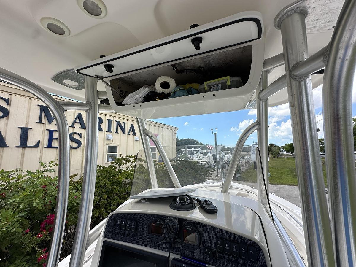 Used 2014 Pioneer 222 Sportfish
