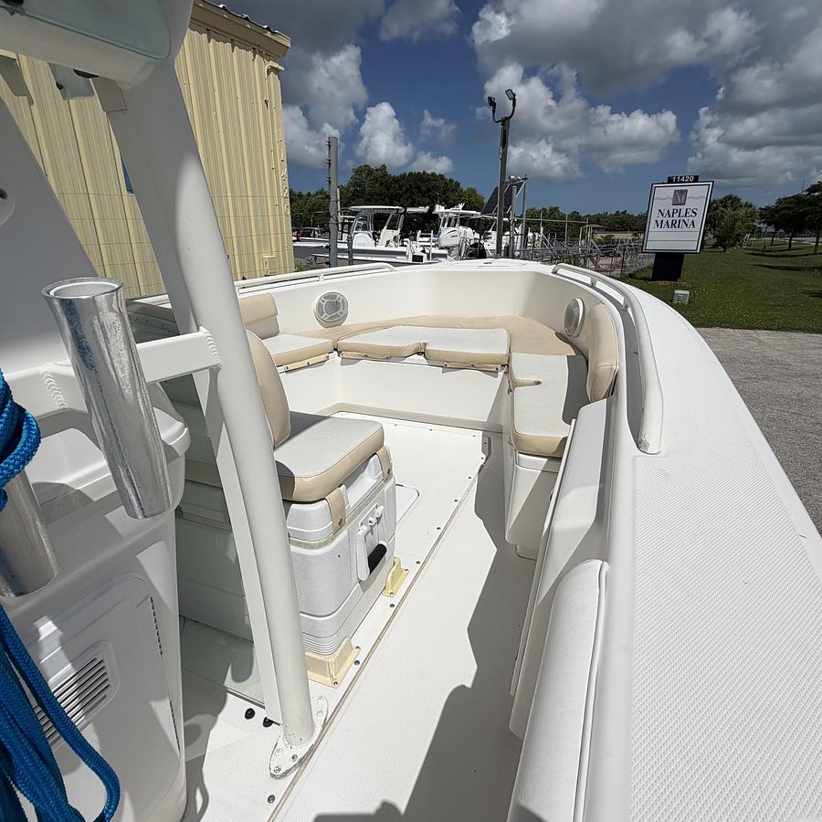 Used 2007 Everglades 243CC