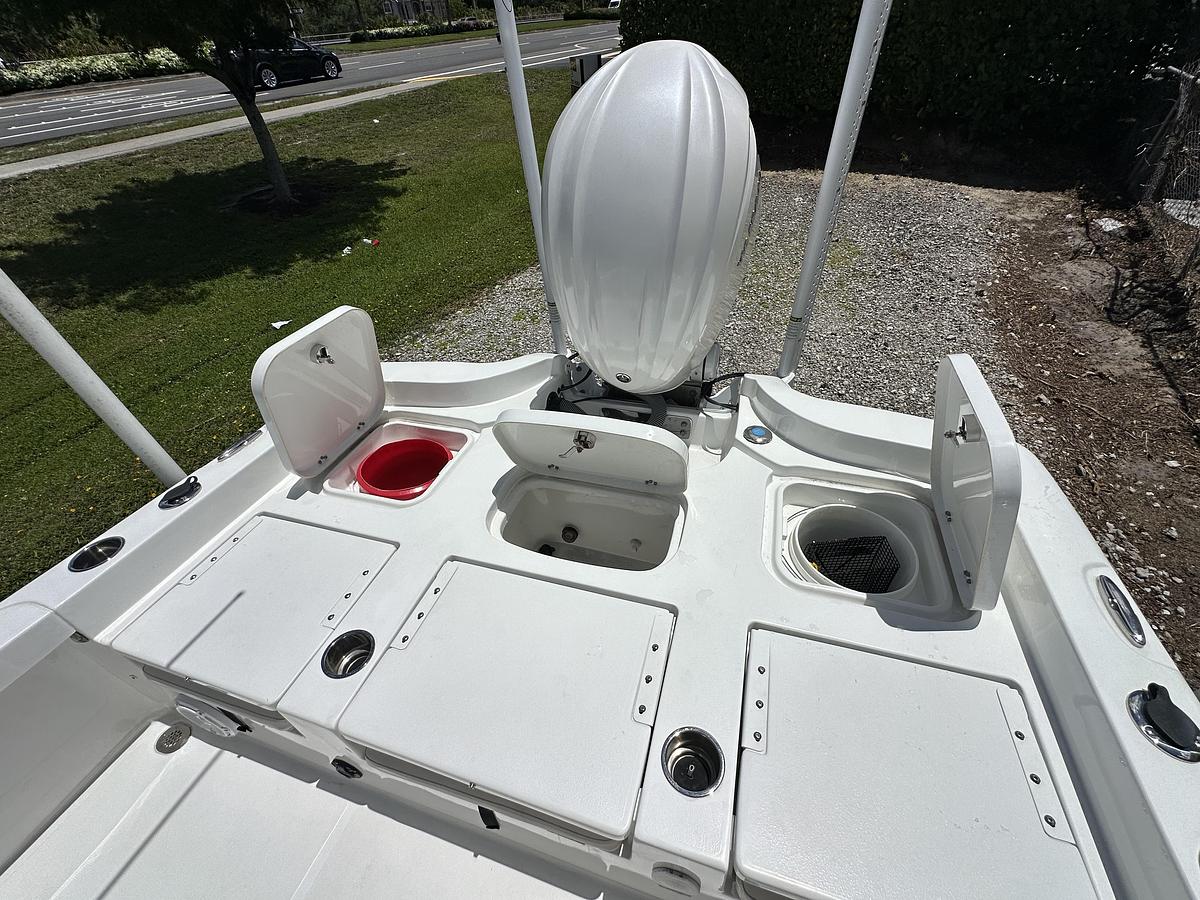 Used 2023 Sea Hunt BX 25 BR