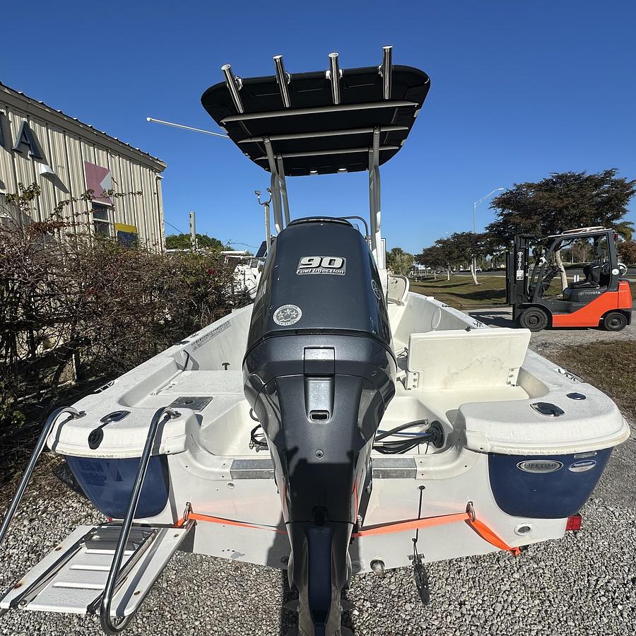 Used 2014 Nautistar 1810 CC