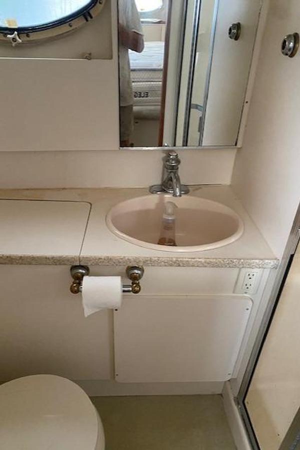 Used 1999 Silverton 392 Motor Yacht