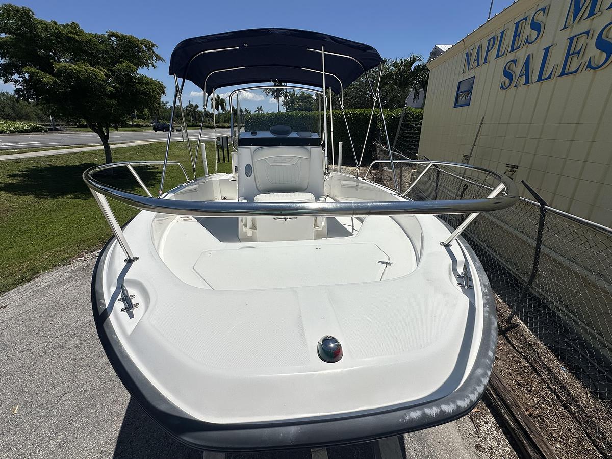 Used 2007 Boston Whaler 200 Dauntless