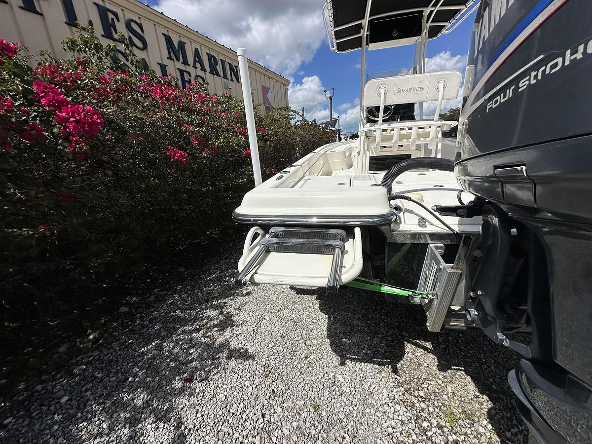 Used 2008 ShearWater 2400Z