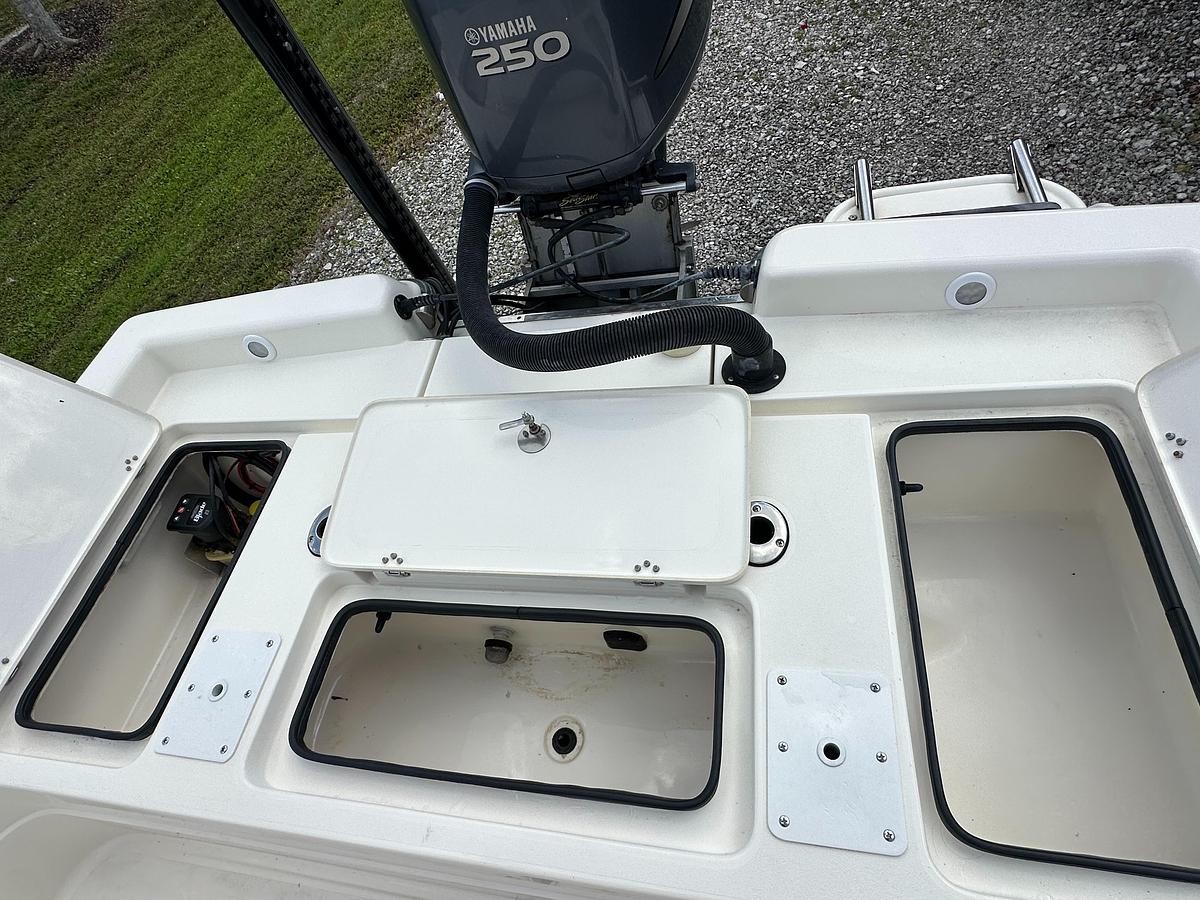 Used 2008 ShearWater 2400Z