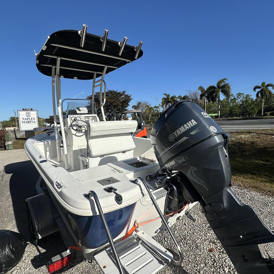 Used 2014 Nautistar 1810 CC