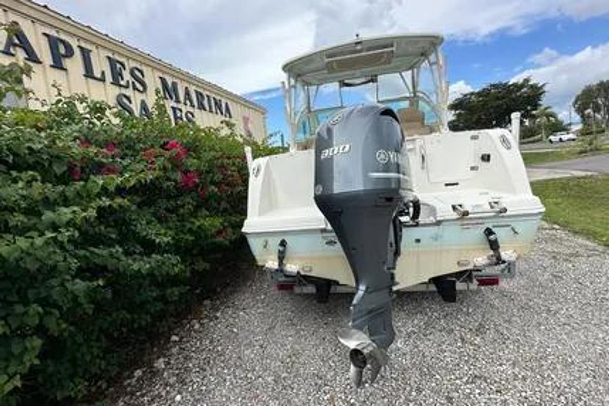 Used 2017 Sailfish 245 DC| 24'