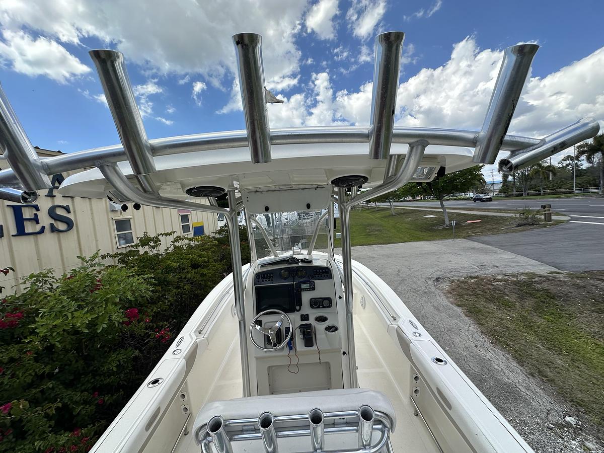 Used 2014 Pioneer 222 Sportfish