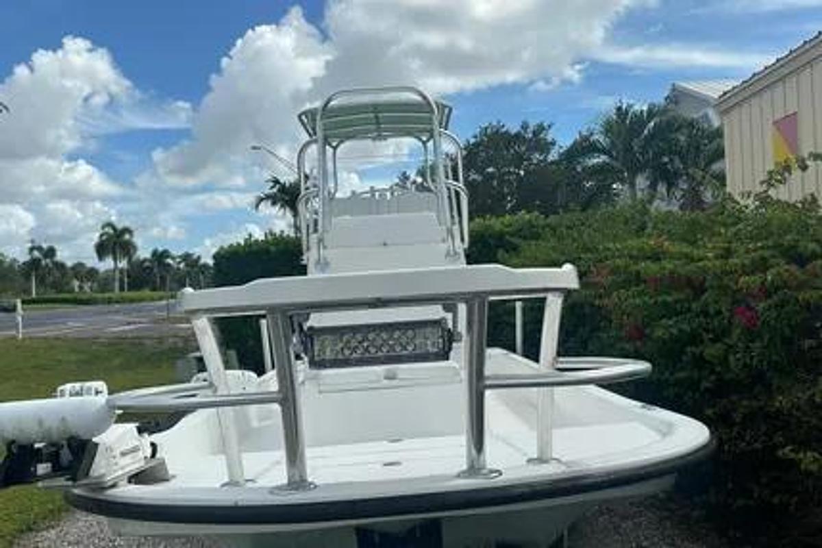Used 2020 Shallow Sport 24 Classic