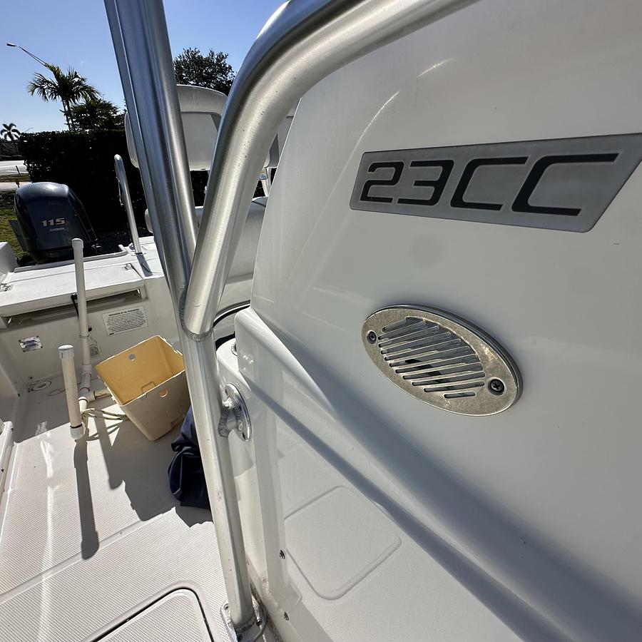 Used 2015 Carolina Cat  23CC