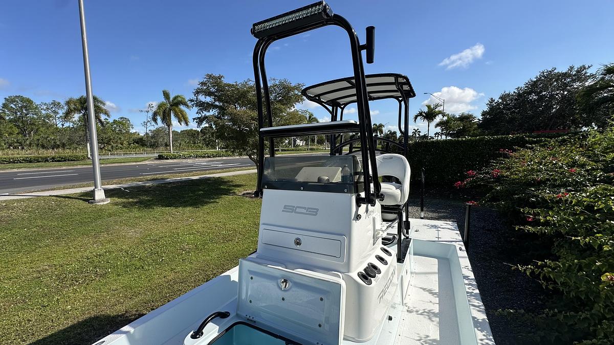 Used 2019 SCB Boats R24