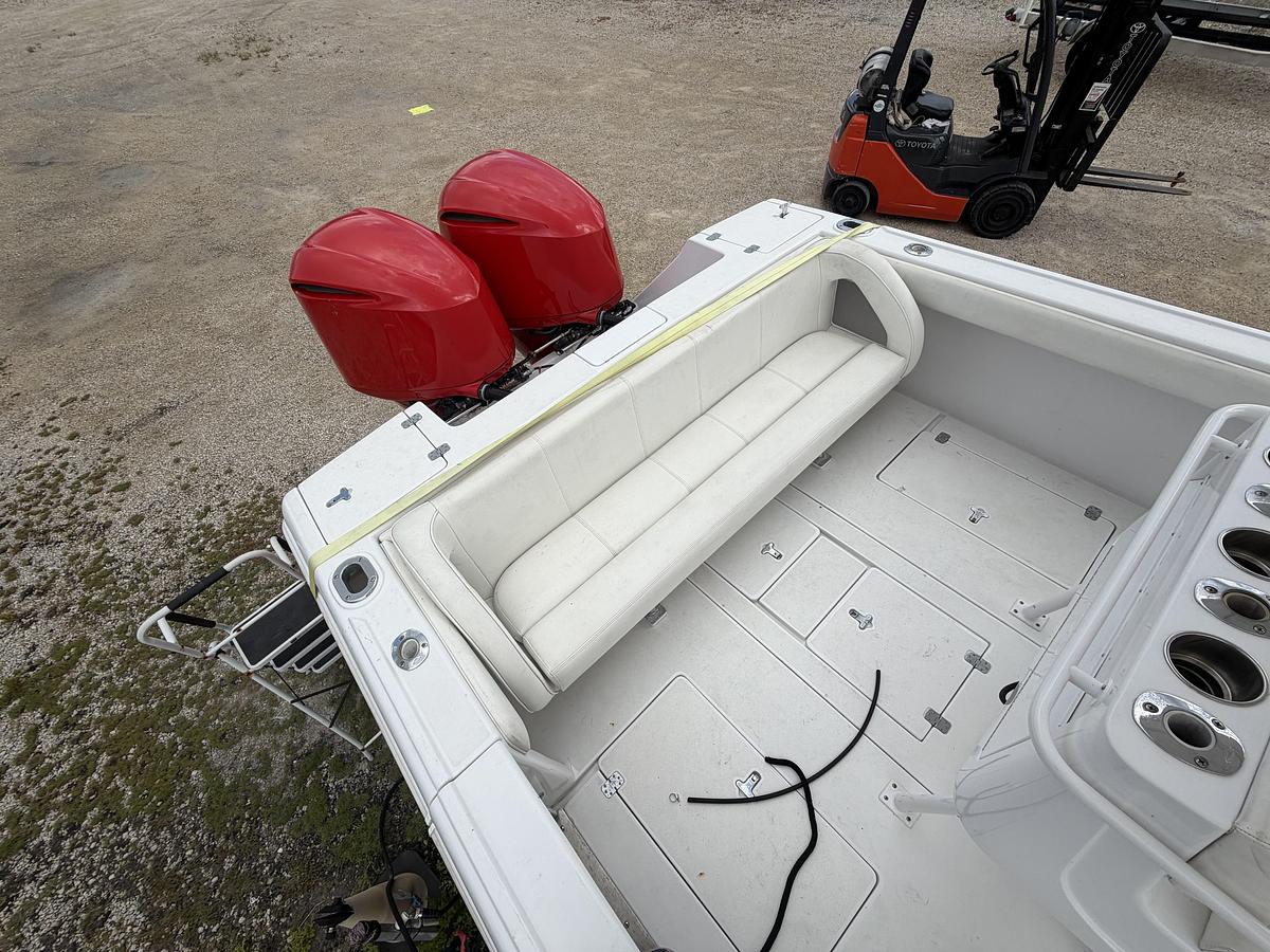 Used 2000 Intrepid 322