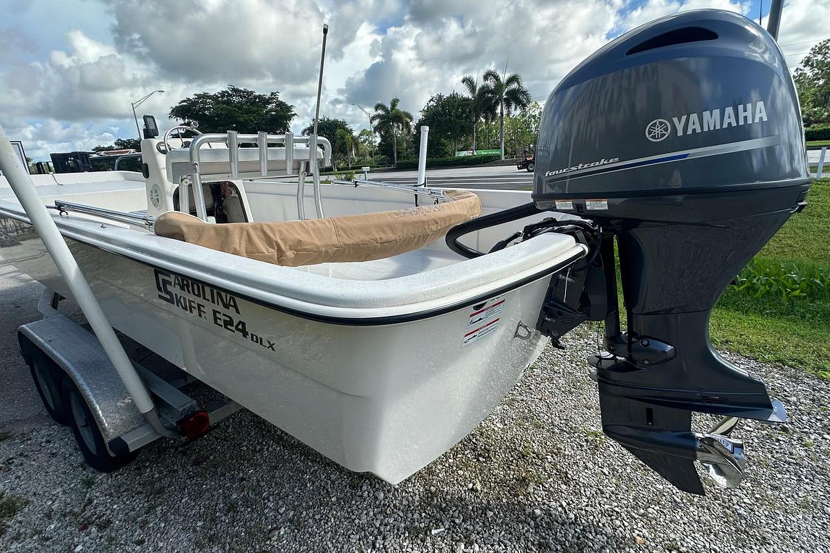 Used 2024 Carolina Skiff E24 DLX CC
