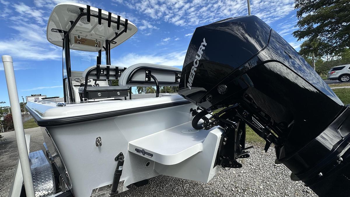 2026 Delta Boatworks Delta D245| 24'