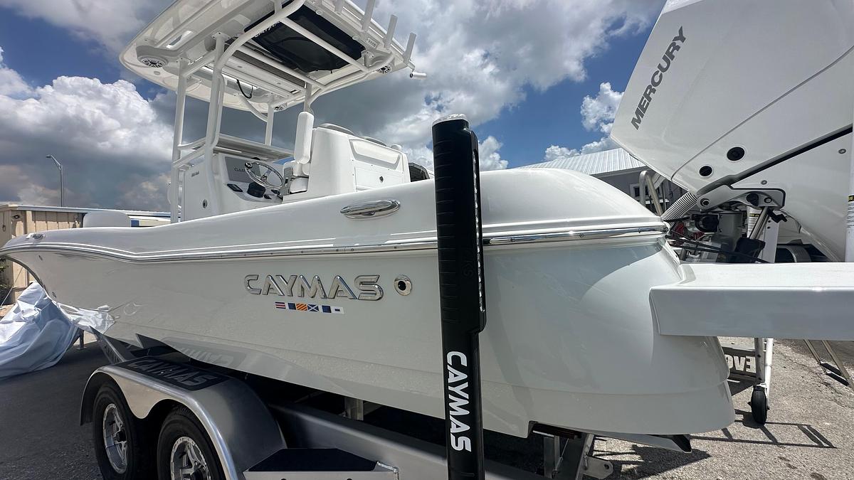 2025 Caymas 26 HB
