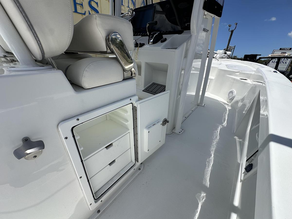 Used 2023 Sea Hunt BX 25 BR