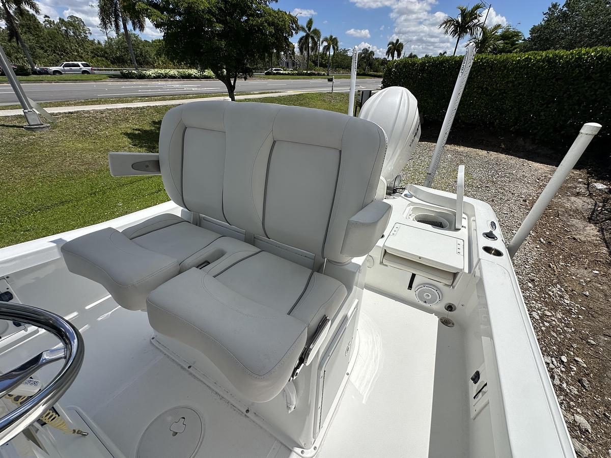 Used 2023 Sea Hunt BX 25 BR