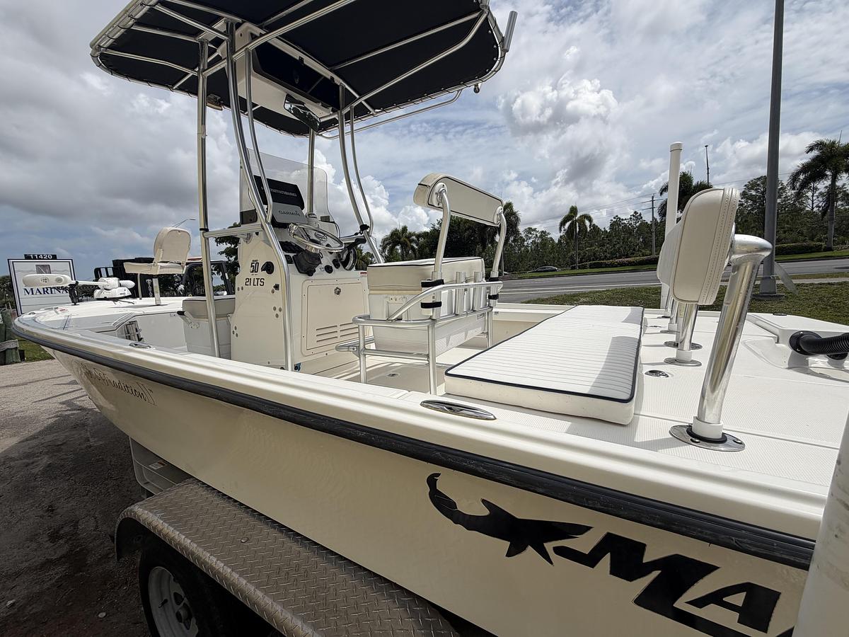 Used 2017 Mako 21 LTS