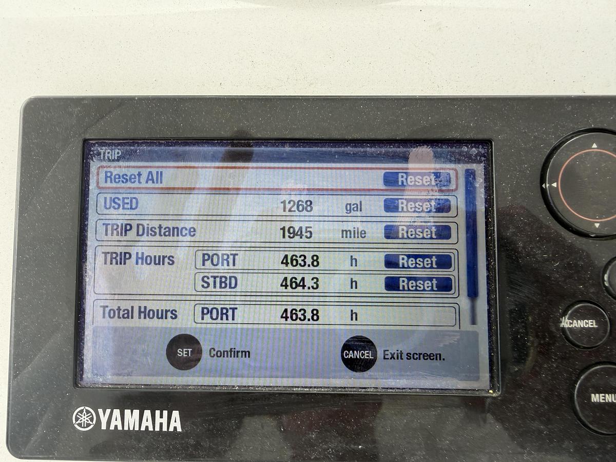 Used 2000 Intrepid 322