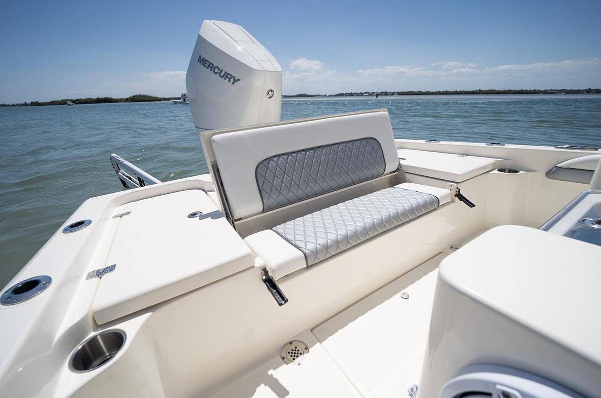 Shearwater 250 SS Carolina