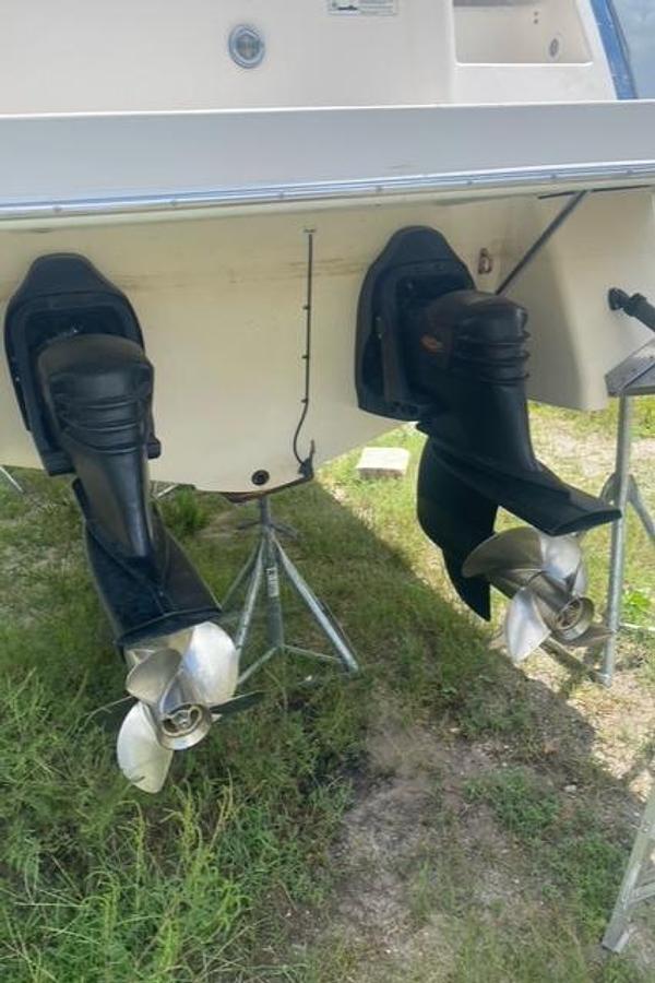 Used 2006 Regal 2860 Window Express