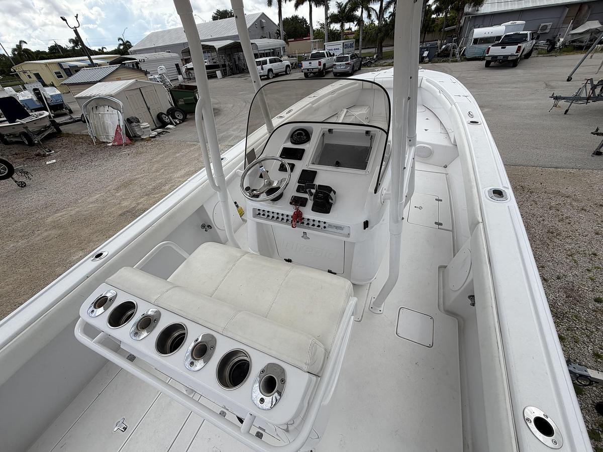 Used 2000 Intrepid 322