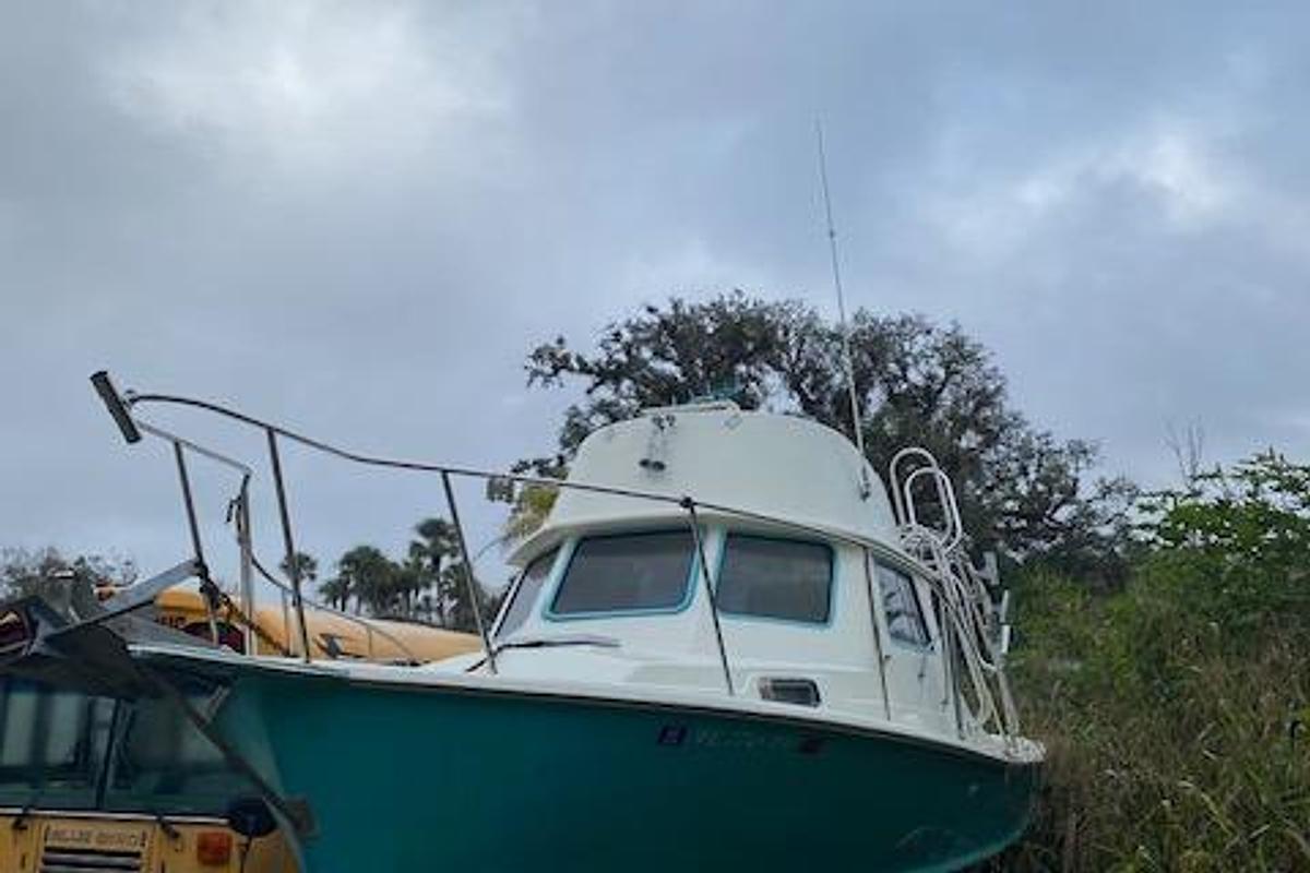 Used 1988 Robertson Sportfish