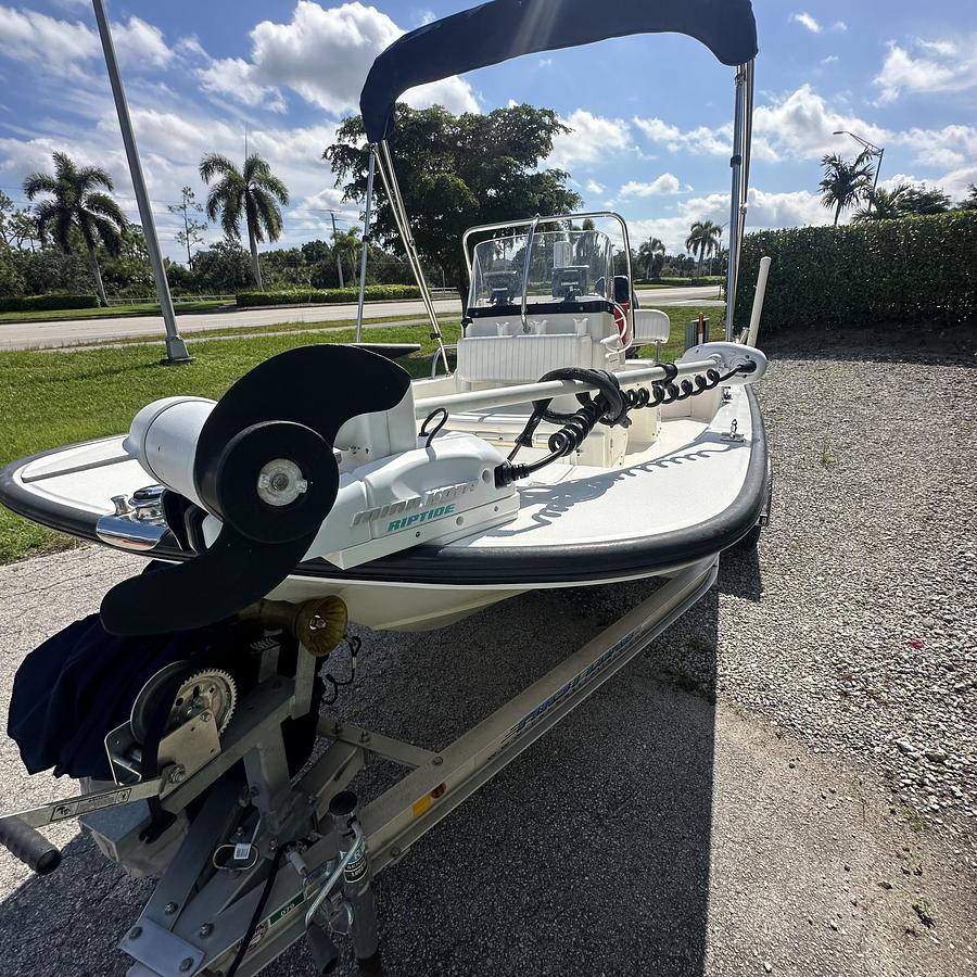 Used 2014 Boston Whaler 150 Montauk
