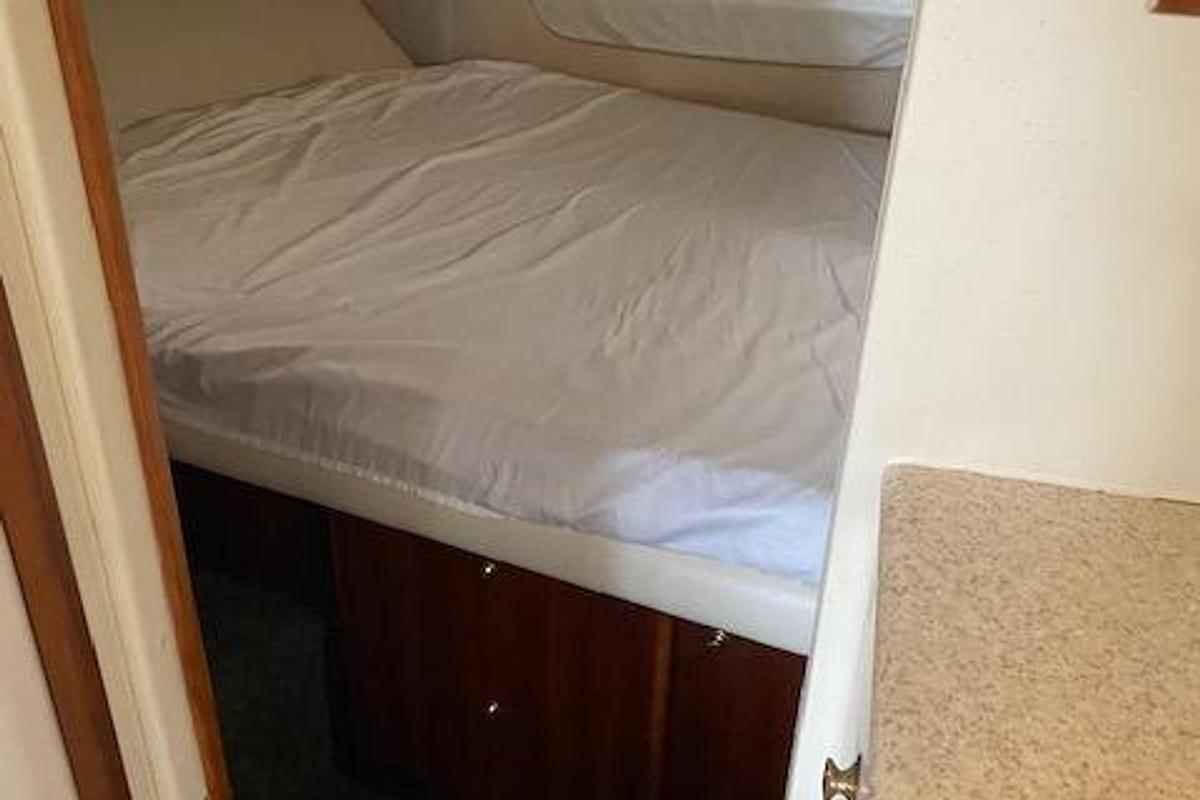 Used 1999 Silverton 392 Motor Yacht