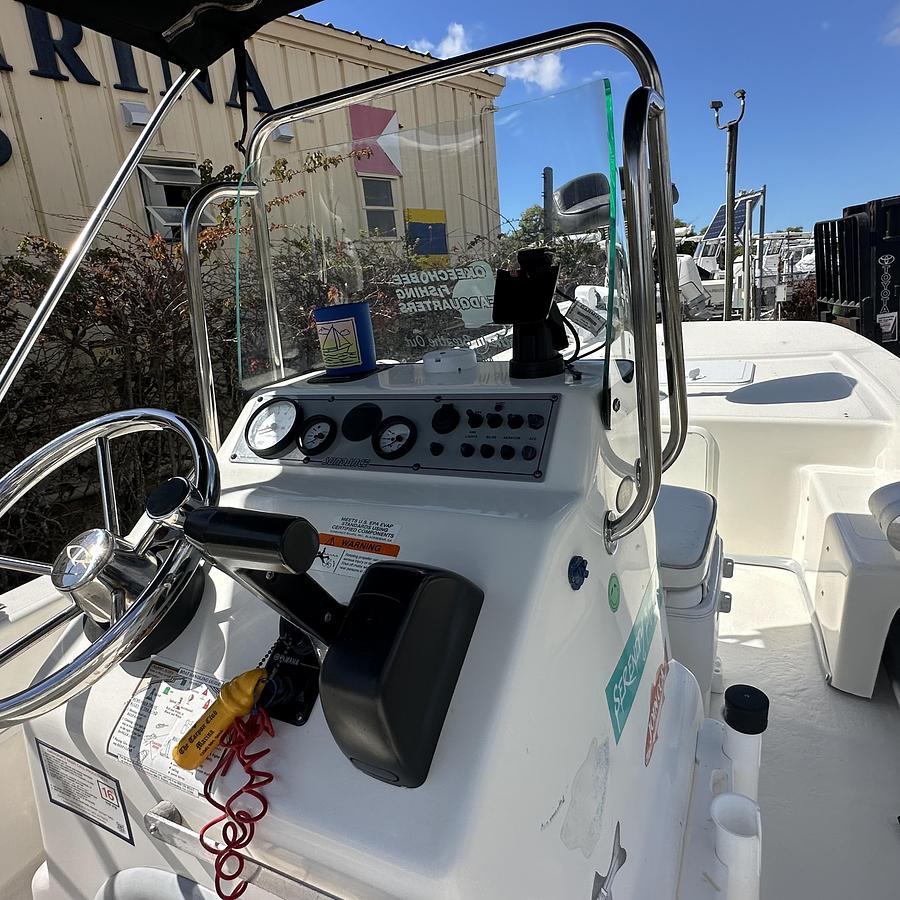 Used 2015 Sundance F19CC