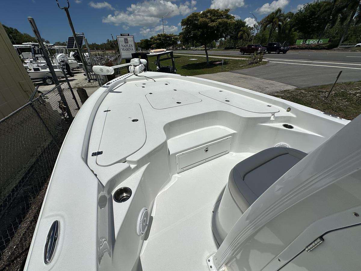 Used 2023 Sea Hunt BX 25 BR