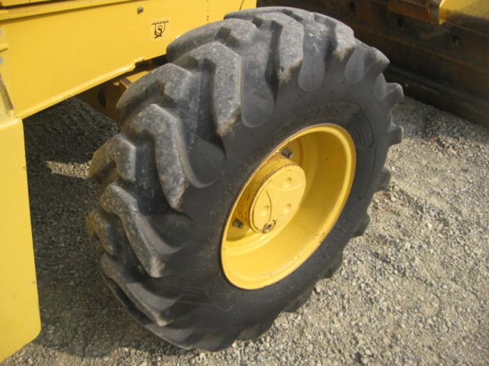 Used 2005 DEERE 410G