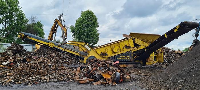 Used 2011 Keestrack Frontier