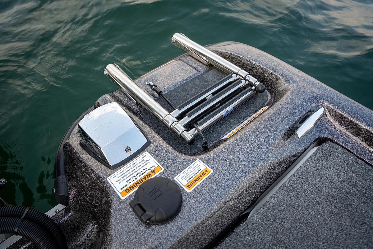Bobcat (17’7″)