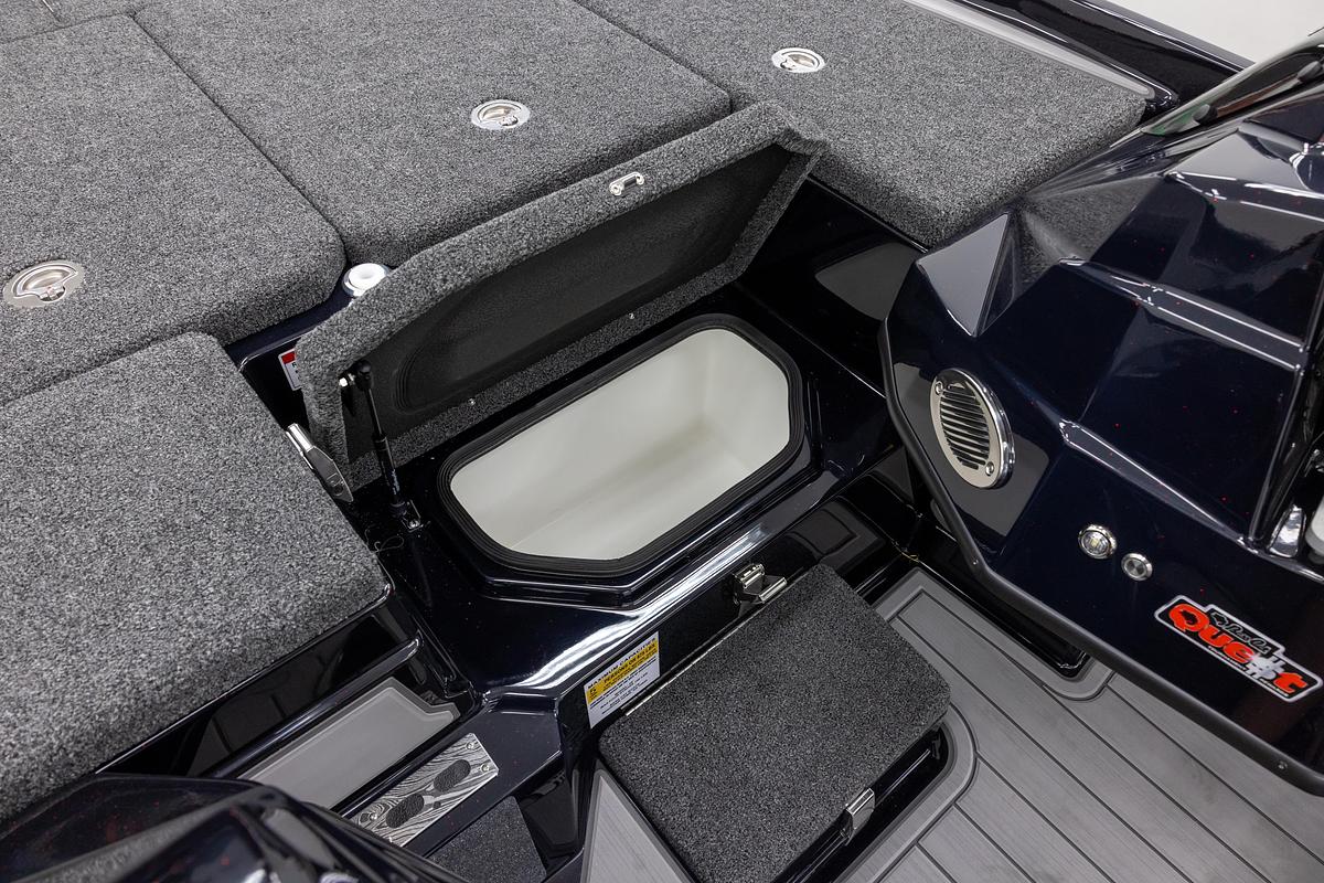 Jaguar STS (22’0″)
