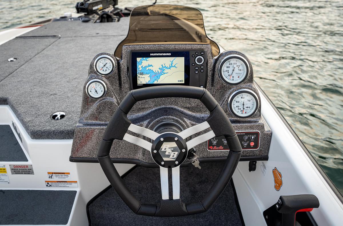 Bobcat (17’7″)