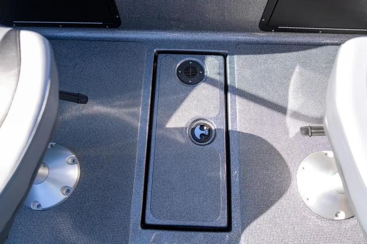 V21-21 DUAL CONSOLE