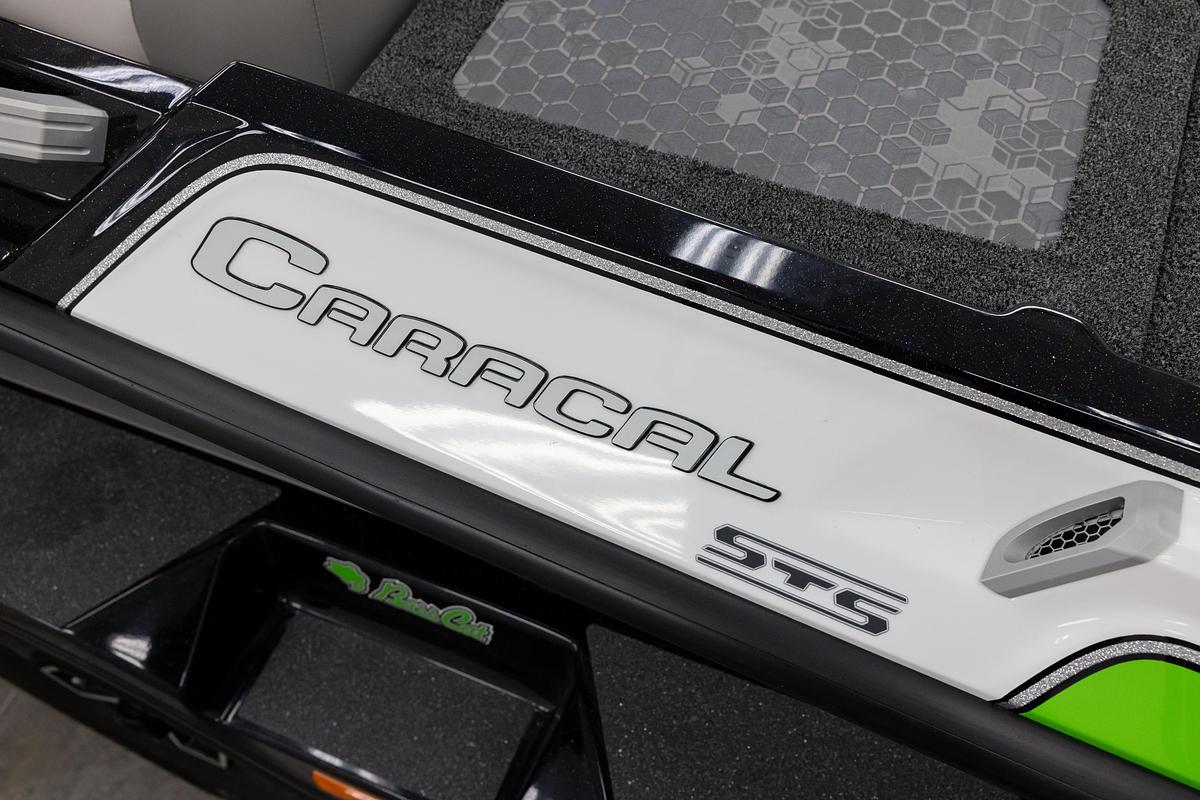 Caracal STS (20’2″)