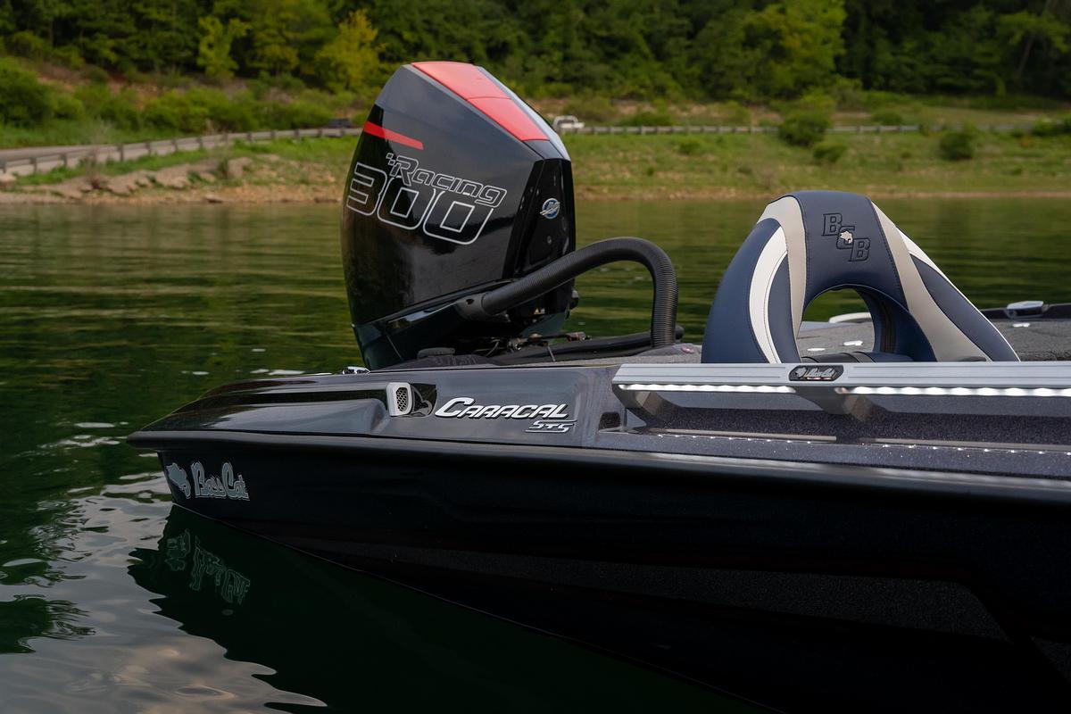 Caracal STS (20’2″)