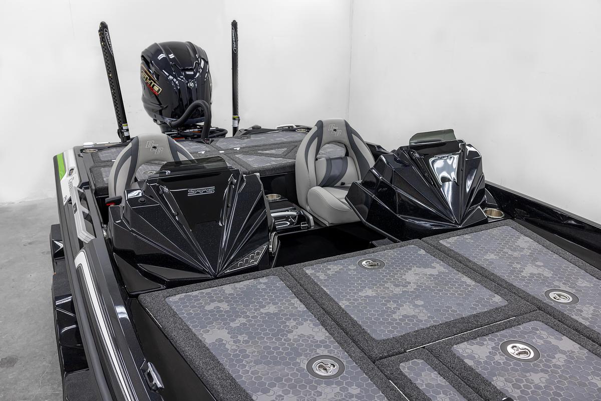Caracal STS (20’2″)