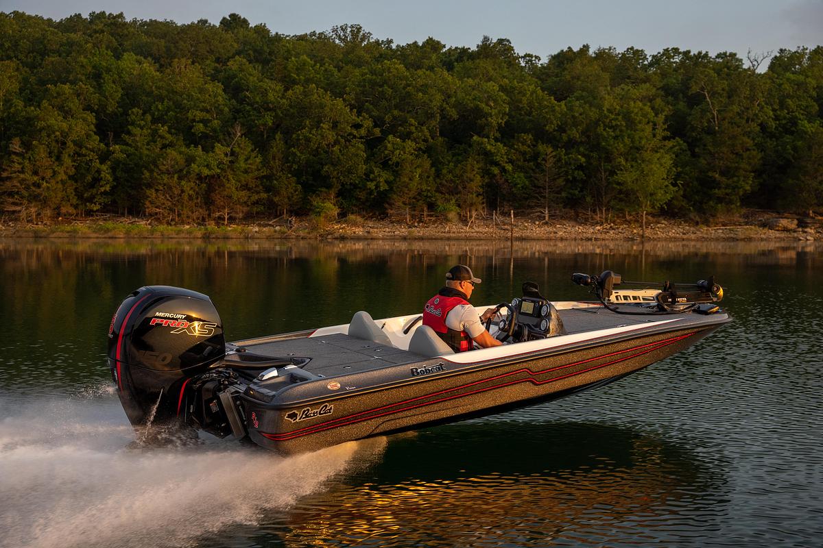 Bobcat (17’7″)