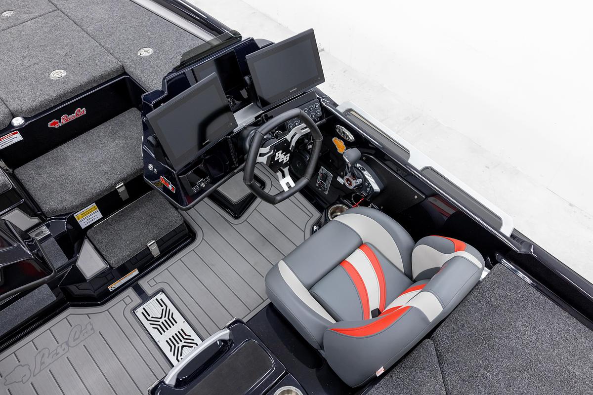 Jaguar STS (22’0″)