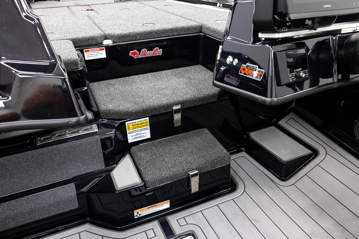 Jaguar STS (22’0″)