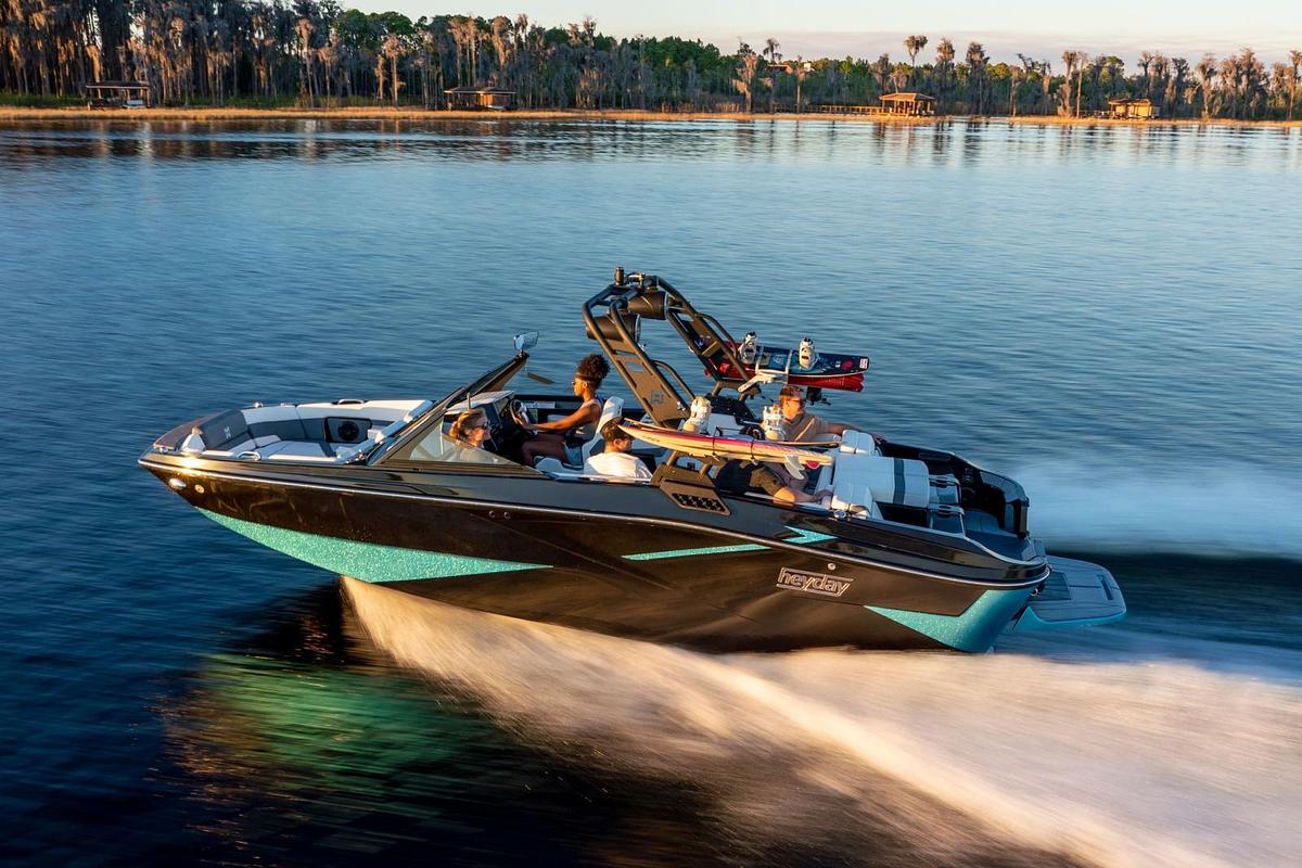 T6200 Tow Sport Inboard