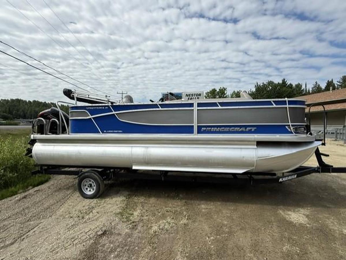 Used RARE USED 2023 Princecraft Sportfisher 21 2S Pontoon Package