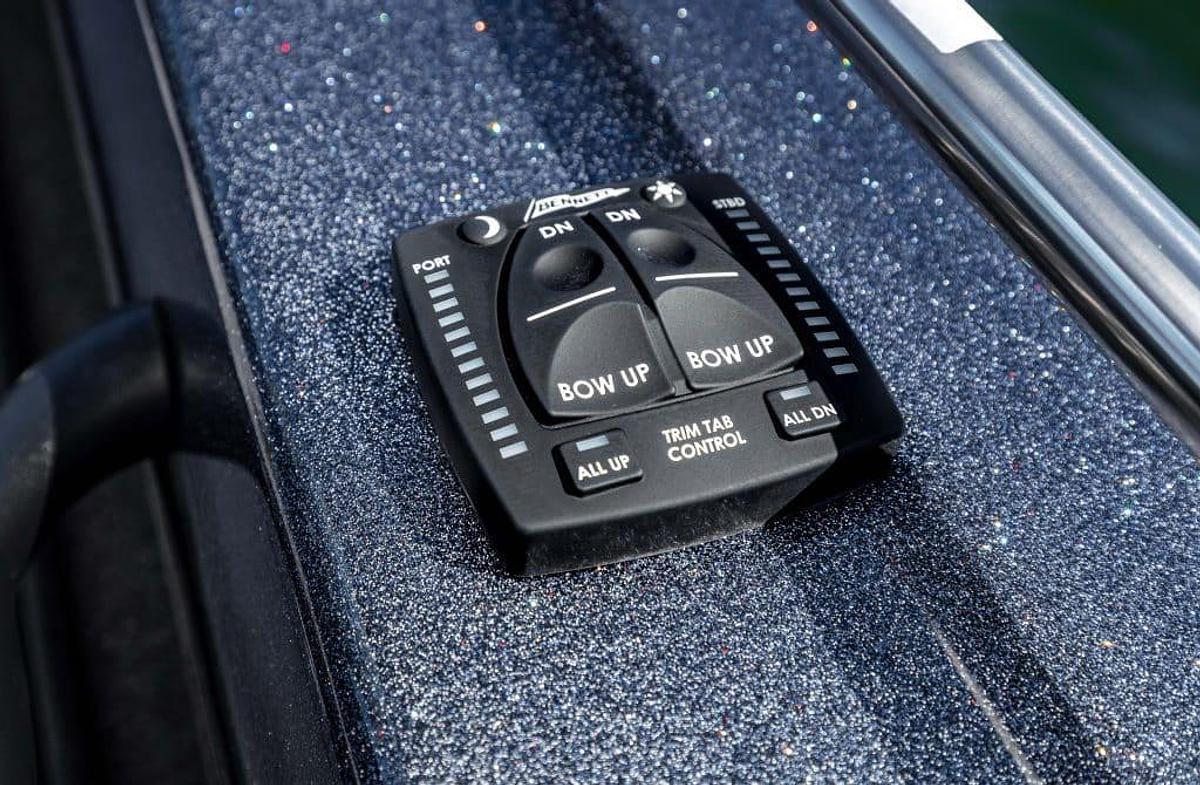 V2090 BACKTROLLER