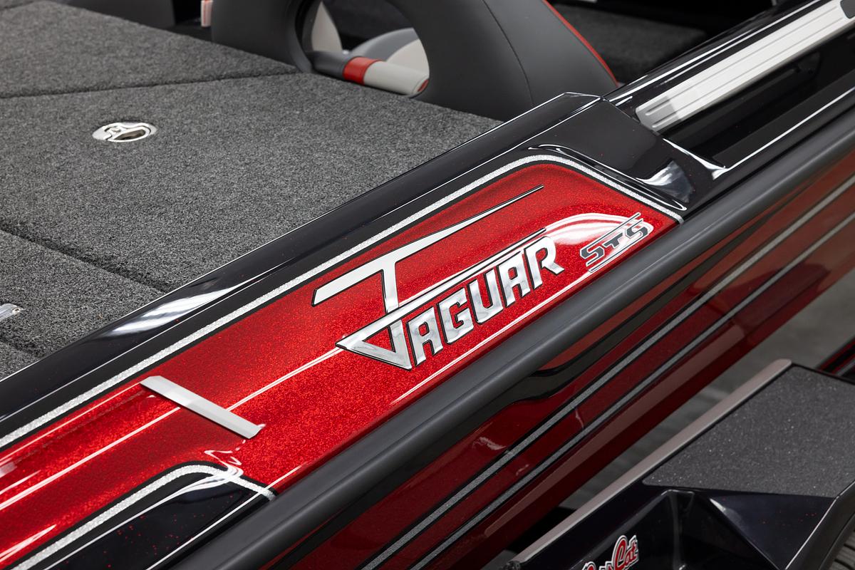 Jaguar STS (22’0″)