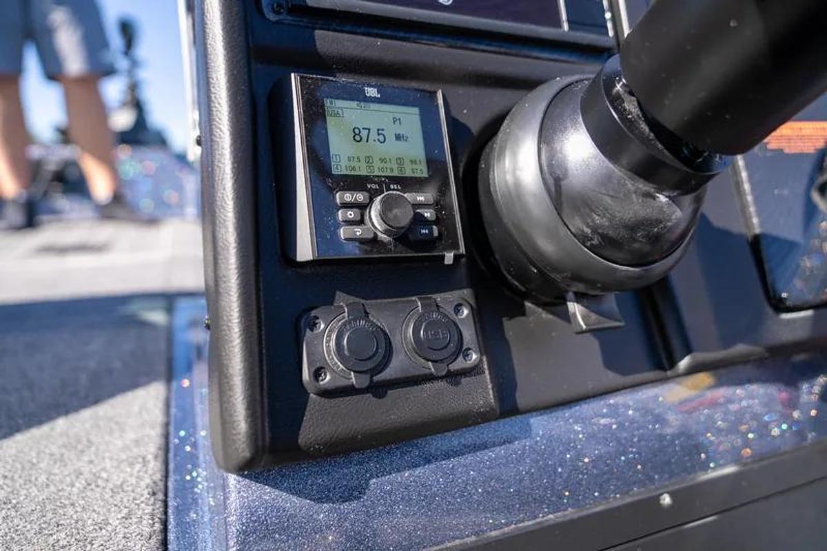 V208 DUAL CONSOLE